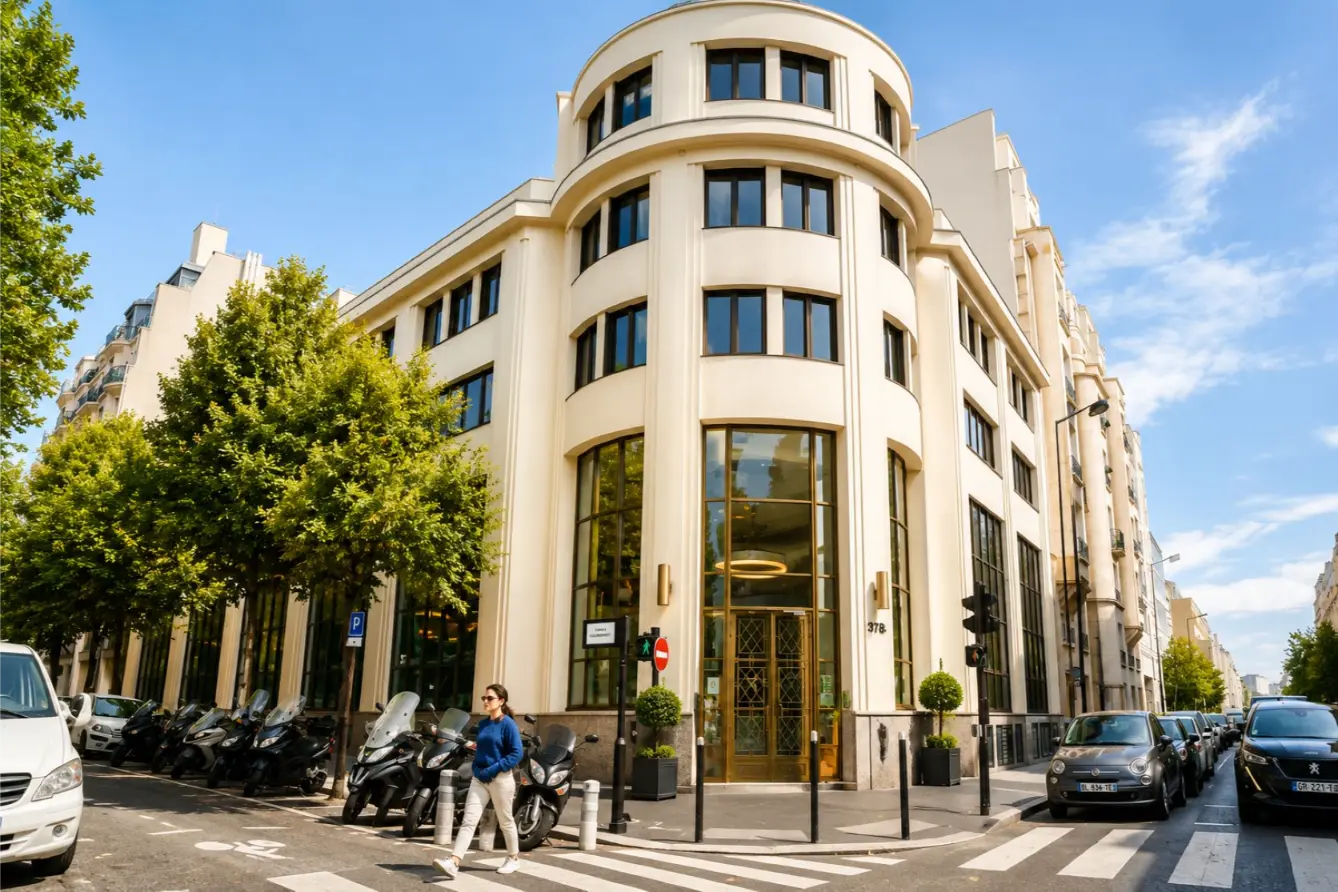Louer un bureau avec parking à Neuilly-sur-Seine : quels avantages en 2026 ?